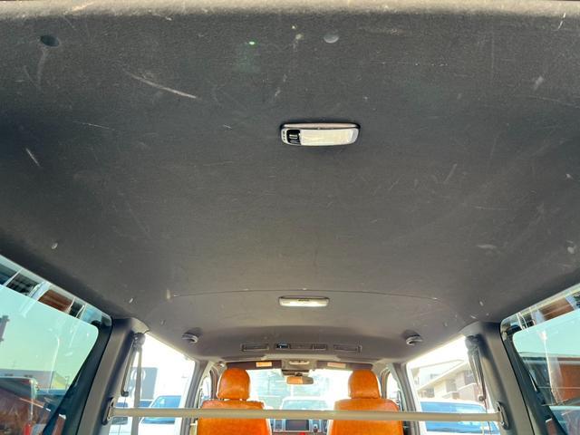 ハイエースバン スーパーGL 50TH アニバーサリーリミテッド 50thアニバーサリー/GR8テールランプ/レザー調シートカバー/純正7インチナビ/両側パワースライドドア/LEDヘッドライト/トヨタセーフティセンス/助手席エアバッグ/AC100V/カーゴマット(55枚目)