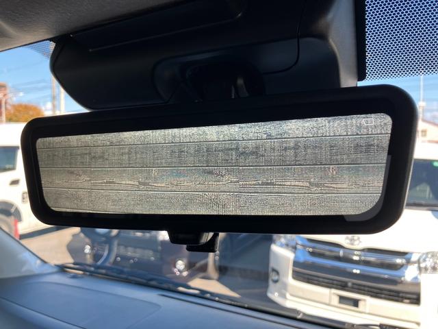 ハイエースワゴン グランドキャビン　４ＷＤ／登録済未使用／３列１０人乗／デジタルミラー／Ｂカメラ／コーナーソナー／ＬＥＤヘッド／スマートキ／パワスラ（3枚目）