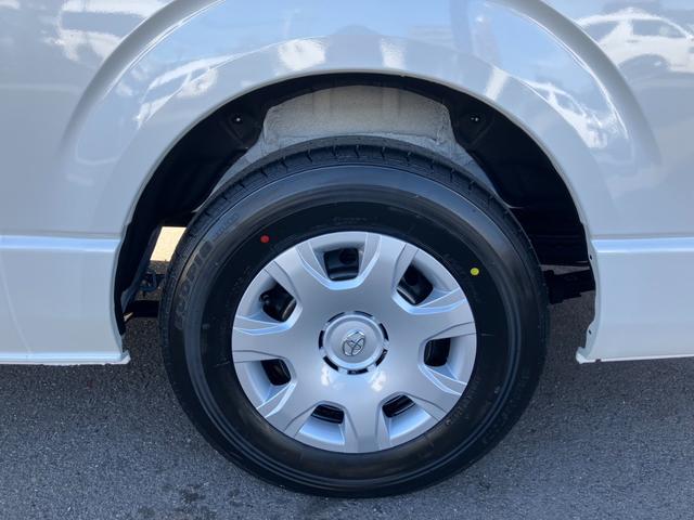 ハイエースワゴン グランドキャビン　４ＷＤ／登録済未使用／３列１０人乗／デジタルミラー／Ｂカメラ／コーナーソナー／ＬＥＤヘッド／スマートキ／パワスラ（40枚目）