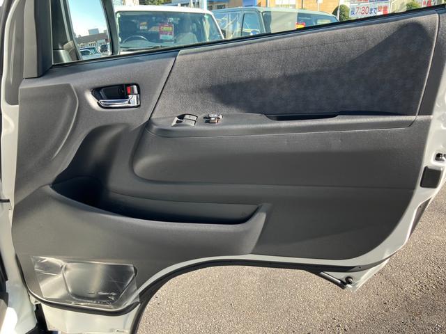 ハイエースワゴン グランドキャビン　４ＷＤ／登録済未使用／３列１０人乗／デジタルミラー／Ｂカメラ／コーナーソナー／ＬＥＤヘッド／スマートキ／パワスラ（42枚目）