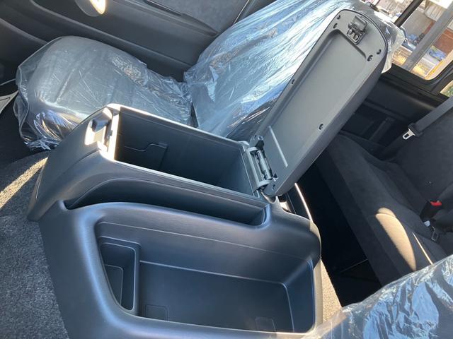 ハイエースワゴン グランドキャビン　４ＷＤ／登録済未使用／３列１０人乗／デジタルミラー／Ｂカメラ／コーナーソナー／ＬＥＤヘッド／スマートキ／パワスラ（50枚目）