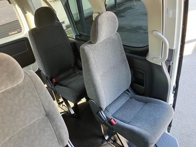 ハイエースワゴン グランドキャビン　４ＷＤ／登録済未使用／３列１０人乗／デジタルミラー／Ｂカメラ／コーナーソナー／ＬＥＤヘッド／スマートキ／パワスラ（56枚目）