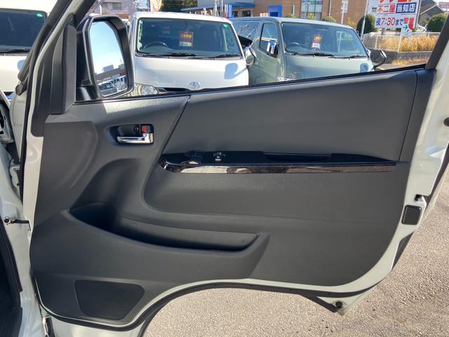 ハイエースバン ロングワイドスーパーＧＬ　ダークプライムＩＩ　１オーナー／ナビＴＶ／Ｂカメラ／ＥＴＣ／ベッドキット／モデリスタフロントスポイラー／社外アルミ／ＬＥＤヘッドライト／スマートキー＆プッシュスタート／サイドバイザー／セーフティセンス／フォグランプ（42枚目）