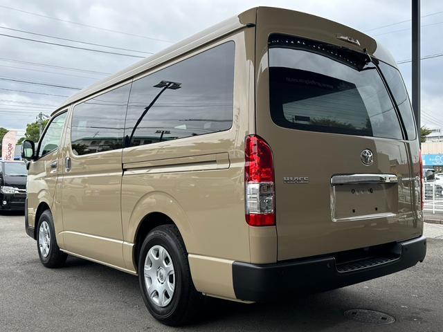 ハイエースバン ロングワイドスーパーGL 1オーナー/GR8ベッドキット/両側パワースライドドア/ナビTV/全方位カメラ/デジタルインナーミラ/スマートキー&プッシュスタート/LEDヘッドライト/AC100V電源/トヨタセーフティセンス(12枚目)