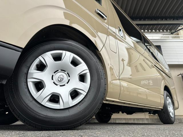 ハイエースバン ロングワイドスーパーGL 1オーナー/GR8ベッドキット/両側パワースライドドア/ナビTV/全方位カメラ/デジタルインナーミラ/スマートキー&プッシュスタート/LEDヘッドライト/AC100V電源/トヨタセーフティセンス(13枚目)
