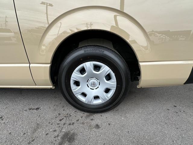 ハイエースバン ロングワイドスーパーGL 1オーナー/GR8ベッドキット/両側パワースライドドア/ナビTV/全方位カメラ/デジタルインナーミラ/スマートキー&プッシュスタート/LEDヘッドライト/AC100V電源/トヨタセーフティセンス(40枚目)