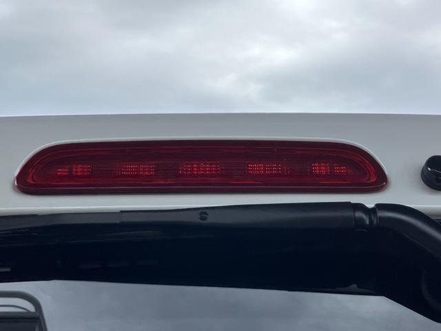 ハイエースバン スーパーＧＬ　ダークプライムＩＩ　パノラミックビューモニター／両側パワースライドドア／スマートキー＆プッシュスタート／ＬＥＤヘッドライト／Ｗエアバック／ＡＣ１００Ｖ電源／クリアランスコーナーソナー／セーフティセンス／フォグランプ（34枚目）