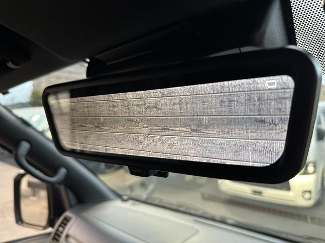 ハイエースバン スーパーGL ダークプライムII ナビTV/全方位カメラ/天吊りモニター/ベッドキット/荷室カーゴマット/フロントスポイラー/17inアルミ/ローダウン/ETC/AC100V電源/Wエアバック/LEDヘッドライト/サイドバイザー(20枚目)