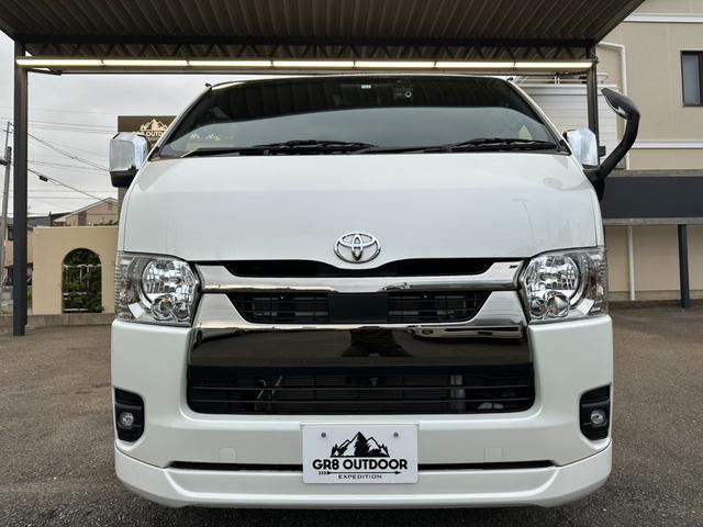 ハイエースバン スーパーGL ダークプライムII ナビTV/全方位カメラ/天吊りモニター/ベッドキット/荷室カーゴマット/フロントスポイラー/17inアルミ/ローダウン/ETC/AC100V電源/Wエアバック/LEDヘッドライト/サイドバイザー(21枚目)