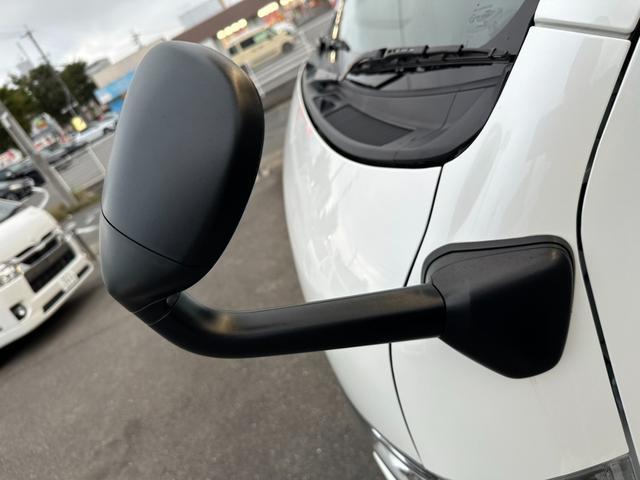 ハイエースバン スーパーGL ダークプライムII ナビTV/全方位カメラ/天吊りモニター/ベッドキット/荷室カーゴマット/フロントスポイラー/17inアルミ/ローダウン/ETC/AC100V電源/Wエアバック/LEDヘッドライト/サイドバイザー(25枚目)