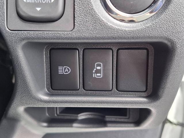 ハイエースワゴン グランドキャビン　ファインテックツアラー　ファインテックツアラー／登録済未使用車／すぐ納車／４列１０人乗り／全方位カメラ／デジタルミラー／キャプテンシート（18枚目）