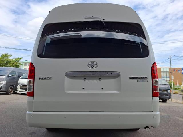ハイエースワゴン グランドキャビン　ファインテックツアラー　ファインテックツアラー／登録済未使用車／すぐ納車／４列１０人乗り／全方位カメラ／デジタルミラー／キャプテンシート（22枚目）