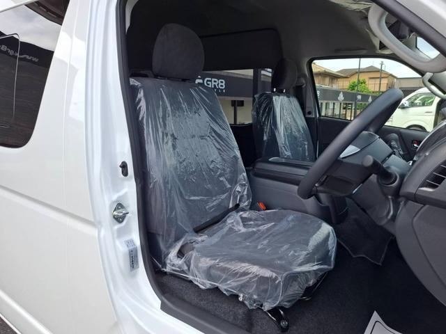 ハイエースワゴン グランドキャビン　ファインテックツアラー　ファインテックツアラー／登録済未使用車／すぐ納車／４列１０人乗り／全方位カメラ／デジタルミラー／キャプテンシート（43枚目）
