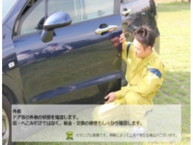 ハイエースワゴン グランドキャビン　ファインテックツアラー　ファインテックツアラー／登録済未使用車／すぐ納車／４列１０人乗り／全方位カメラ／デジタルミラー／キャプテンシート（75枚目）