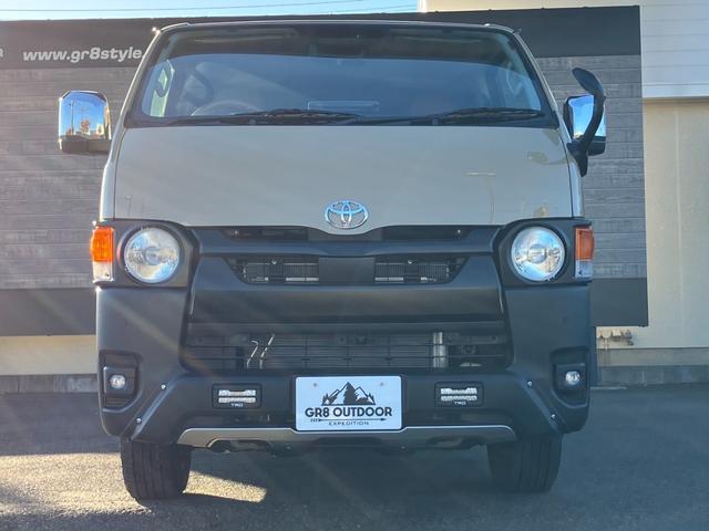 ハイエースバン ロングスーパーＧＬ　アースカラーパッケージ　４ＷＤ／丸目ヘッドライト／ＧＲ８インテリアカスタム／ＢＩＧ－Ｘナビ／全方位カメラ／両側パワスラ／丸目ヘッドライト（9枚目）