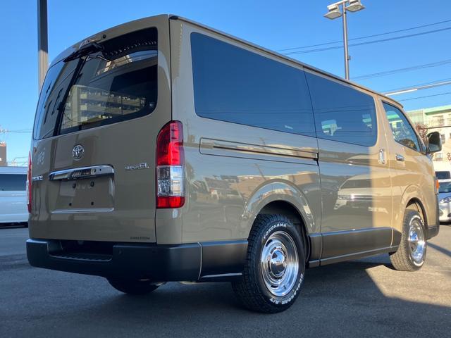 ハイエースバン ロングスーパーＧＬ　アースカラーパッケージ　４ＷＤ／丸目ヘッドライト／ＧＲ８インテリアカスタム／ＢＩＧ－Ｘナビ／全方位カメラ／両側パワスラ／丸目ヘッドライト（13枚目）