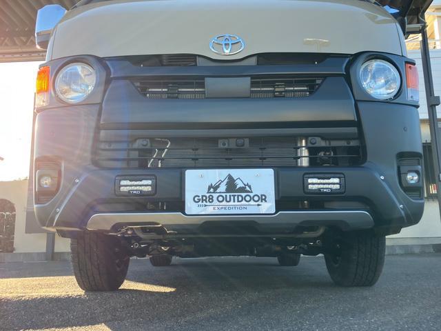 ハイエースバン ロングスーパーＧＬ　アースカラーパッケージ　４ＷＤ／丸目ヘッドライト／ＧＲ８インテリアカスタム／ＢＩＧ－Ｘナビ／全方位カメラ／両側パワスラ／丸目ヘッドライト（23枚目）