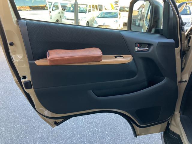 ハイエースバン ロングスーパーＧＬ　アースカラーパッケージ　４ＷＤ／丸目ヘッドライト／ＧＲ８インテリアカスタム／ＢＩＧ－Ｘナビ／全方位カメラ／両側パワスラ／丸目ヘッドライト（41枚目）