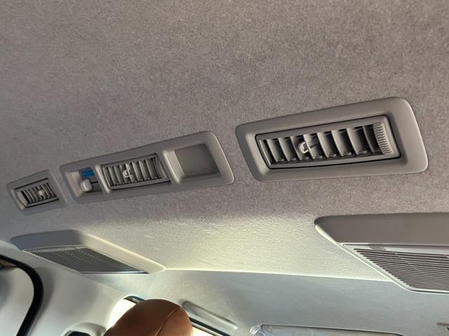 ハイエースバン ロングスーパーＧＬ　アースカラーパッケージ　４ＷＤ／丸目ヘッドライト／ＧＲ８インテリアカスタム／ＢＩＧ－Ｘナビ／全方位カメラ／両側パワスラ／丸目ヘッドライト（57枚目）