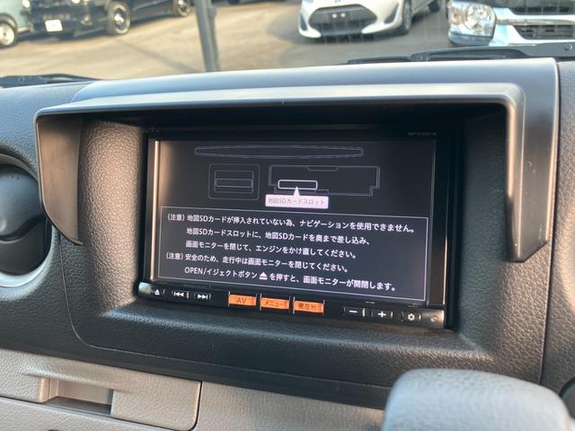 NV350キャラバンバン ロングライダープレミアムGXターボ ナビTV/バックモニター/ETC車載器/フルエアロ/エマージェンシーブレーキ/ローダウン/社外アルミ/デイライト/HIDヘッドライト/ベッドキット/サイドバイザー/スマートキー&プッシュスタート(15枚目)