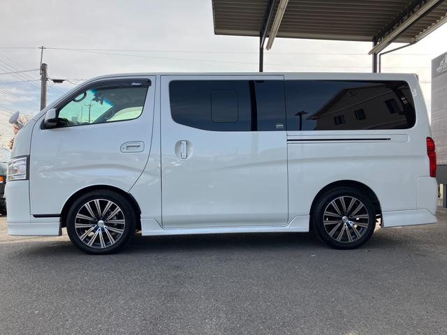 NV350キャラバンバン ロングライダープレミアムGXターボ ナビTV/バックモニター/ETC車載器/フルエアロ/エマージェンシーブレーキ/ローダウン/社外アルミ/デイライト/HIDヘッドライト/ベッドキット/サイドバイザー/スマートキー&プッシュスタート(23枚目)