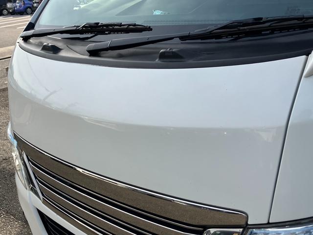 NV350キャラバンバン ロングライダープレミアムGXターボ ナビTV/バックモニター/ETC車載器/フルエアロ/エマージェンシーブレーキ/ローダウン/社外アルミ/デイライト/HIDヘッドライト/ベッドキット/サイドバイザー/スマートキー&プッシュスタート(26枚目)