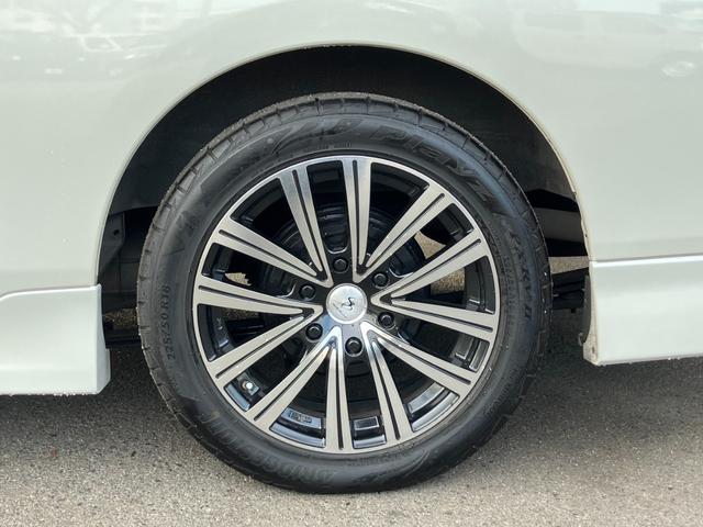 NV350キャラバンバン ロングライダープレミアムGXターボ ナビTV/バックモニター/ETC車載器/フルエアロ/エマージェンシーブレーキ/ローダウン/社外アルミ/デイライト/HIDヘッドライト/ベッドキット/サイドバイザー/スマートキー&プッシュスタート(40枚目)