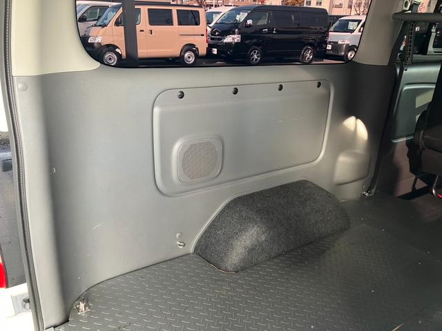 NV350キャラバンバン ロングライダープレミアムGXターボ ナビTV/バックモニター/ETC車載器/フルエアロ/エマージェンシーブレーキ/ローダウン/社外アルミ/デイライト/HIDヘッドライト/ベッドキット/サイドバイザー/スマートキー&プッシュスタート(57枚目)