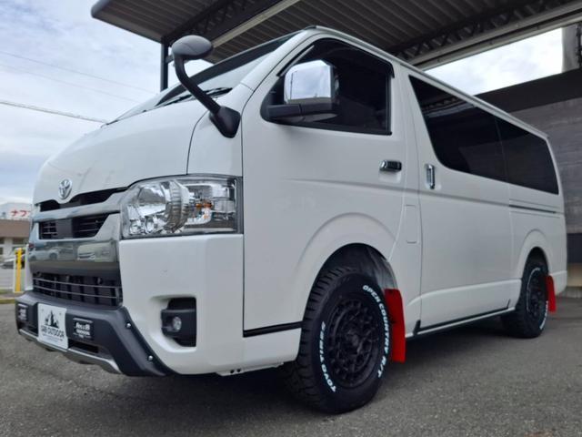ハイエースバン ロングスーパーＧＬ　ダークプライムＳ　４ＷＤ／パワスラ／９ｉｎ大型ナビＴＶ／全方位カメラ／デジタルミラー／寒冷地／社外アルミ／ＴＲＤエアロ／１オーナー（10枚目）
