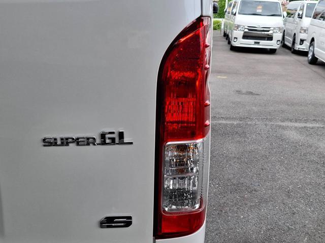 ハイエースバン ロングスーパーＧＬ　ダークプライムＳ　４ＷＤ／パワスラ／９ｉｎ大型ナビＴＶ／全方位カメラ／デジタルミラー／寒冷地／社外アルミ／ＴＲＤエアロ／１オーナー（39枚目）
