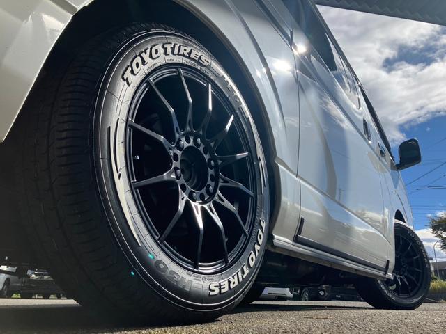 ハイエースバン スーパーＧＬ　ダークプライムＩＩ　寒冷地仕様／デジタルミラー／全方位カメラ／ナビＴＶ／ＥＴＣ／社外アルミ／フロントエアロ／ローダウン／ベッドキット（26枚目）