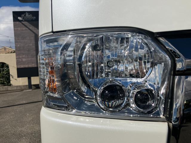 ハイエースバン スーパーＧＬ　ダークプライムＩＩ　寒冷地仕様／デジタルミラー／全方位カメラ／ナビＴＶ／ＥＴＣ／社外アルミ／フロントエアロ／ローダウン／ベッドキット（27枚目）