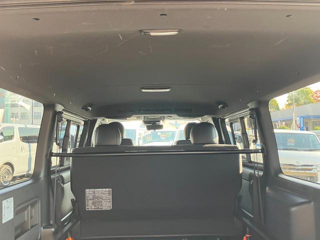 ハイエースバン スーパーＧＬ　ダークプライムＩＩ　寒冷地仕様／デジタルミラー／全方位カメラ／ナビＴＶ／ＥＴＣ／社外アルミ／フロントエアロ／ローダウン／ベッドキット（59枚目）