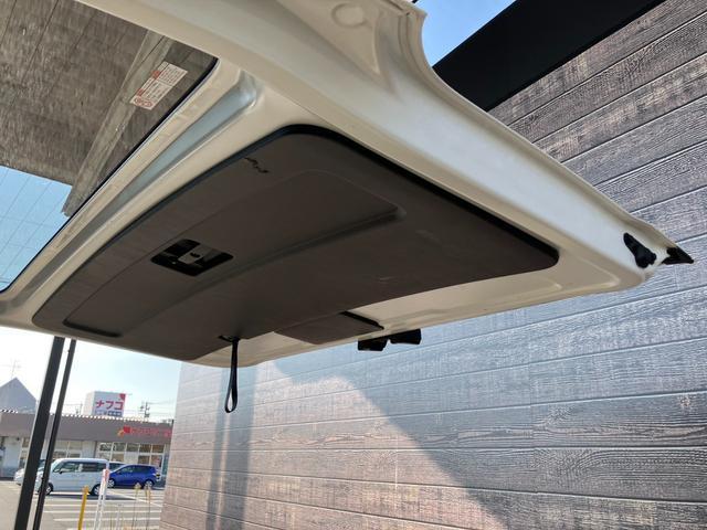 ハイエースバン スーパーＧＬ　ダークプライムＩＩ　寒冷地仕様／デジタルミラー／全方位カメラ／ナビＴＶ／ＥＴＣ／社外アルミ／フロントエアロ／ローダウン／ベッドキット（60枚目）