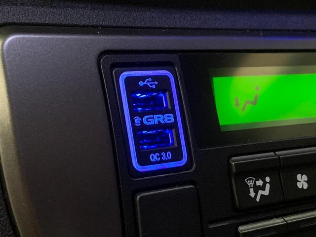 ハイエースバン スーパーＧＬ　ダークプライムＩＩ　寒冷地仕様／デジタルミラー／全方位カメラ／ナビＴＶ／ＥＴＣ／社外アルミ／フロントエアロ／ローダウン／ベッドキット（71枚目）