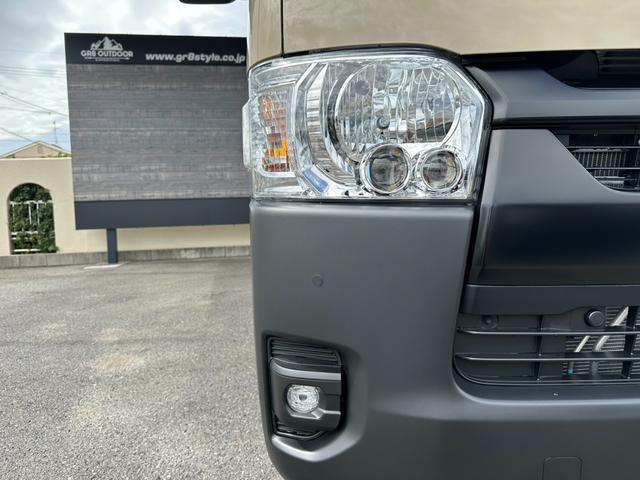 ハイエースバン ロングスーパーGL アースカラーパッケージ/パノラミックビューモニタ/デジタルインナーミラー/両側パワースライドドア/スマートキー&プッシュスタート/LEDヘッドライト/トヨタセーフティセンス/純正オプションアルミ(13枚目)