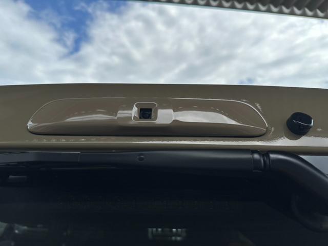 ハイエースバン ロングスーパーGL アースカラーパッケージ/パノラミックビューモニタ/デジタルインナーミラー/両側パワースライドドア/スマートキー&プッシュスタート/LEDヘッドライト/トヨタセーフティセンス/純正オプションアルミ(34枚目)