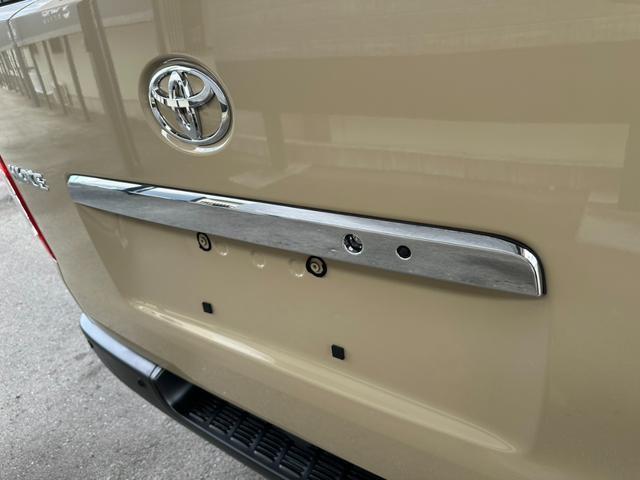 ハイエースバン ロングスーパーGL アースカラーパッケージ/パノラミックビューモニタ/デジタルインナーミラー/両側パワースライドドア/スマートキー&プッシュスタート/LEDヘッドライト/トヨタセーフティセンス/純正オプションアルミ(35枚目)