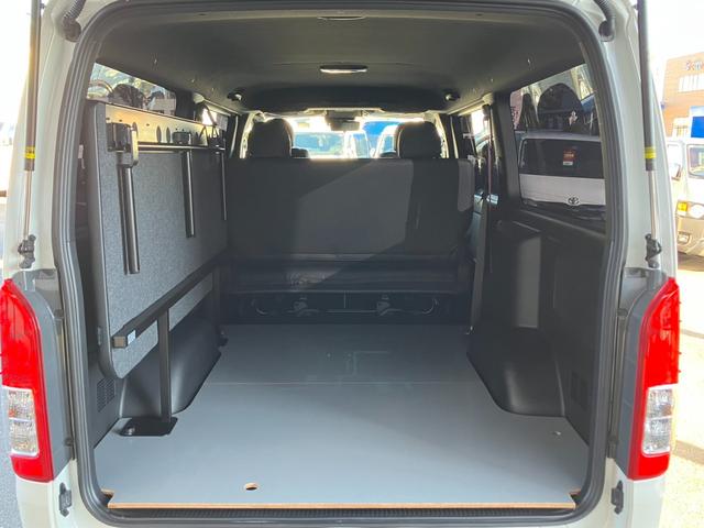 ハイエースバン スーパーGL ダークプライムII BIG-Xナビ/Bカメラ/デジタルインナーミラー/ETC/HDMI/GR8センターコンソール/両側パワースライドドア/コーナーセンサー/LEDヘッド/スマートキー&プッシュスタート/ベッドキット(58枚目)