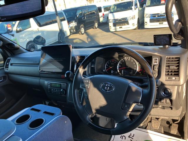 ハイエースバン スーパーGL ダークプライムII 4WD/ボディラッピングカーキ/BIG-Xナビ/天吊りモニタ/Bカメラ/サブバッテリー/ベッドキット/セカンドテーブル/社外デジタルミラー/社外アルミ/LEDヘッド/ルーフキャリア/外部電源あり(43枚目)