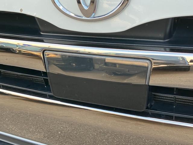 ハイエースバン スーパーＧＬ　ダークプライムＩＩ　ＢＩＧ－Ｘナビ／Ｂカメラ／／ＥＴＣ／ベッドキット／社外センターコンソール／ＬＥＤヘッドライト／スマートキー＆プッシュスタート／サイドバイザー／社外シートカバー／セーフティセンス／ＡＣ１００Ｖ電源（29枚目）