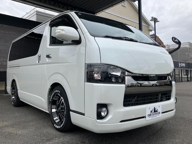 ハイエースバン スーパーＧＬ　ダークプライムＩＩ　ローダウン／１６インチアルミ／ベットキッド／フロントエアロ／アルパインナビ／シートカバー／クルーズコントロール（9枚目）