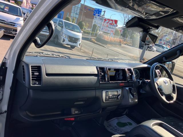 ハイエースバン スーパーＧＬ　ダークプライムＩＩ　登録済未使用／全方位カメラ／デジタルインナーミラー／スマートキー／ＬＥＤヘッドライト／クリアランスコーナーソナー（44枚目）