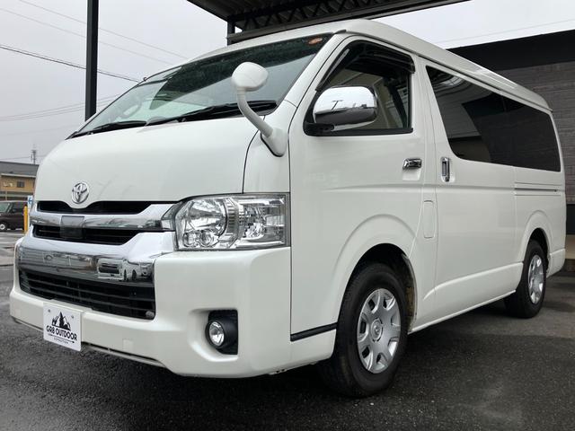 ハイエースワゴン ＧＬ　１オーナー／ＢＩＧ－Ｘナビ／アルパイン後席モニター／４列１０人乗り／レザー調シートカバー／ＧＲ８ベッドキット／ＬＥＤヘッドライト／スマートキー＆プッシュスタート／サイドバイザー／セーフティセンス（10枚目）