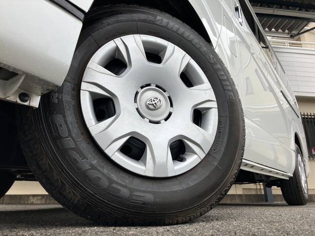 ハイエースワゴン ＧＬ　１オーナー／ＢＩＧ－Ｘナビ／アルパイン後席モニター／４列１０人乗り／レザー調シートカバー／ＧＲ８ベッドキット／ＬＥＤヘッドライト／スマートキー＆プッシュスタート／サイドバイザー／セーフティセンス（13枚目）