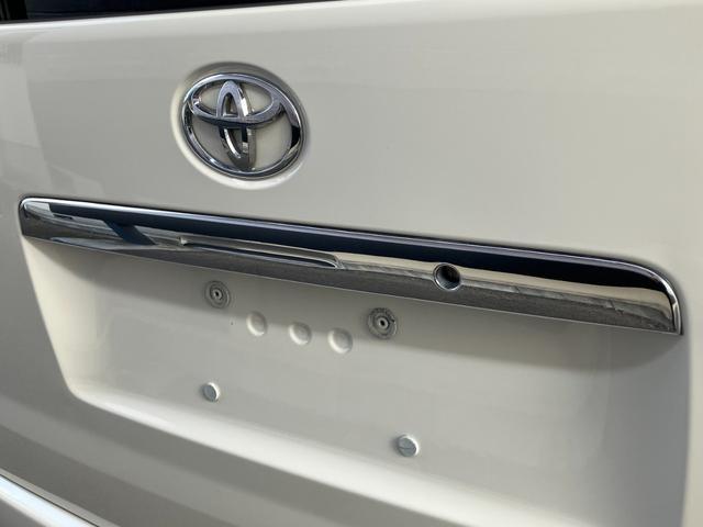 ハイエースバン ＳロングワイドＤＸ　ＧＬパッケージ　４ＷＤ／ハイルーフ５人乗／ナビＴＶ／Ｂカメラ／天吊モニタ／天井スピーカー／社外アルミ／ＧＲ８エアロ／ベッドキット（35枚目）