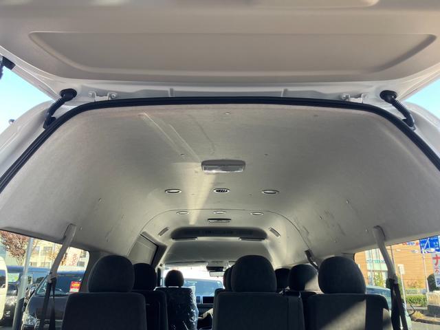 ハイエースワゴン グランドキャビン　４ＷＤ／登録済未使用／３列１０人乗／デジタルミラー／Ｂカメラ／コーナーソナー／ＬＥＤヘッド／スマートキ／パワスラ（59枚目）