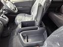 ＧＬ　４ＷＤ／登録済未使用車／４列１０人乗り／パノラミックビューモニター／デジタルインナーミラー／パワースライドドア（53枚目）