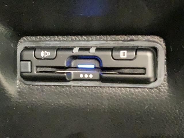 ステップワゴン エアー HSENSING最長5年保証ワンオ-ナ- 9inchナビLXM-237VFNI リアカメラ BTオ-ディオ サイドエアバッグ USB ETC 盗難防止システム 1オナ TURBO 踏み間違い防止(12枚目)