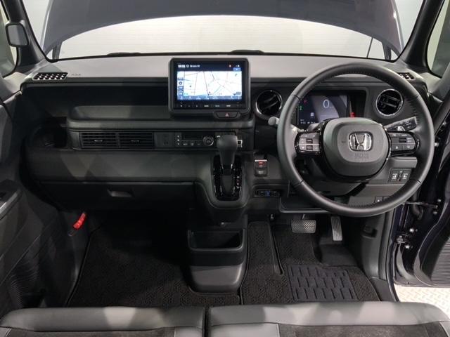 Ｎ－ＢＯＸカスタム ターボ　Ｈ　ＳＥＮＳＩＮＧ　新車保証　試乗禁煙車　ナビＶＸＭ－２４５ＺＦＥｉ　リヤカメラ　ＢＴオ－ディオ　シ－トヒ－タ－　ＥＴＣ　両側電動ドア　フォグライト　ＴＶ　ＬＥＤライト　クルコン　アルミ　車線逸脱（9枚目）
